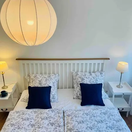 Blau Apartment *